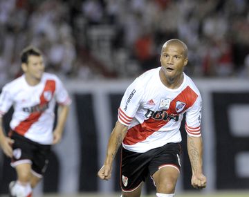 Con un golazo de Sánchez