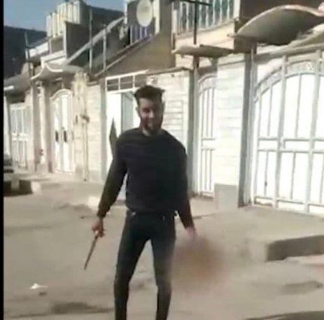 Decapitó a su mujer en plena calle en Irán: la ejecución se viralizó en las redes