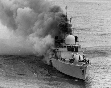 A 40 años de Malvinas: así fue el minuto a minuto del ataque al destructor Sheffield