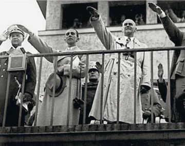 El saludo fascista deja de ser delito en Italia