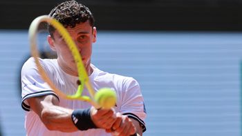 Batacazo en Roland Garros: Juan Manuel Cerúndolo eliminó a Jannik Sinner, el número 1 del mundo Batacazo en Roland Garros: Juan Manuel Cerúndolo eliminó a Jannik Sinner, el número 1 del mundo