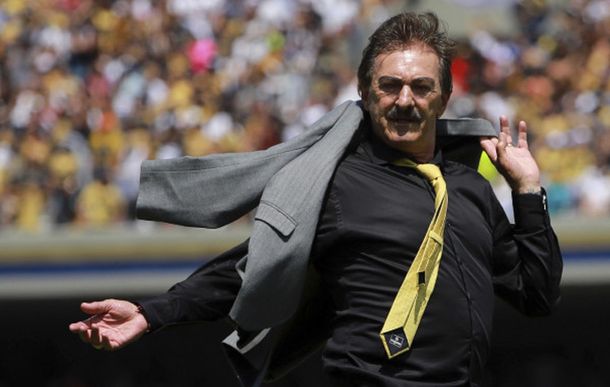 El hermano de Carlos Bilardo cruzó a La Volpe: Viene a buscar laburo o para salir en los diarios