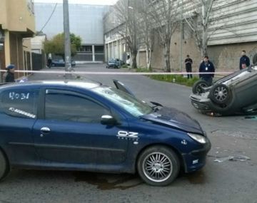 Policía corría picada con el uniforme puesto y dejó herida a una mujer