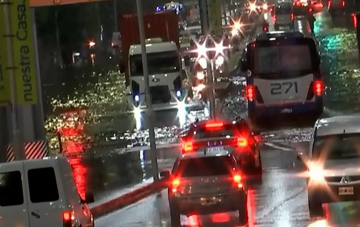 Las intensas precipitaciones provocaron anegamientos en varios barrios de la Ciudad y el conurbano.