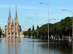 afirman que la basilica de lujan no presenta mayores danos afirman que la basilica de lujan no presenta mayores danos
