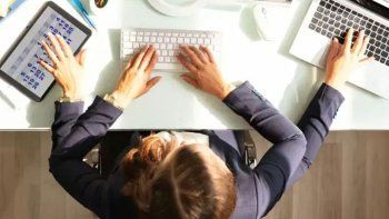 el pluriempleo crece como estrategia de supervivencia y alcanza al 11,5% de los ocupados el pluriempleo crece como estrategia de supervivencia y alcanza al 11,5% de los ocupados