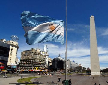 Así funcionarán los servicios públicos durante el feriado por el 9 de Julio