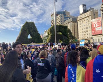 Venezolanos celebraron en el Obelisco la captura de Maduro: Nunca perdimos la fe