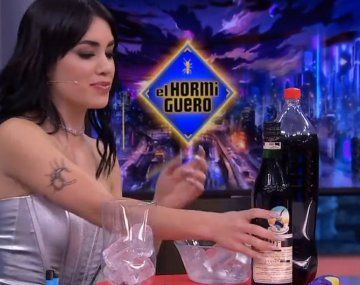 Lali Espósito enseñó a preparar el viajero en la TV española