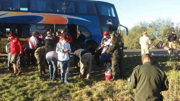 Supercopa Argentina: les secuestraron drogas, armas blancas y un hacha a hinchas de River