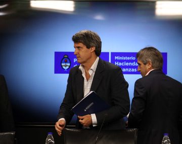 Emitirán bonos por la deuda con importadores