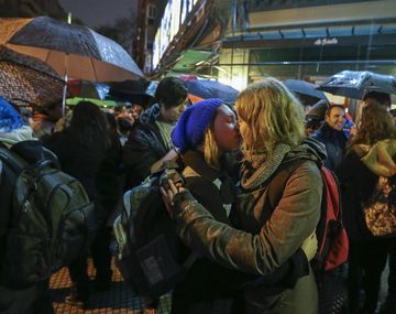{altText(,#Tortazo: los empleados de La Biela se capacitarán sobre diversidad)}