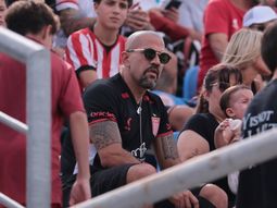 el picante posteo de veron tras el pasillo sin aplausos de boca a estudiantes el picante posteo de veron tras el pasillo sin aplausos de boca a estudiantes