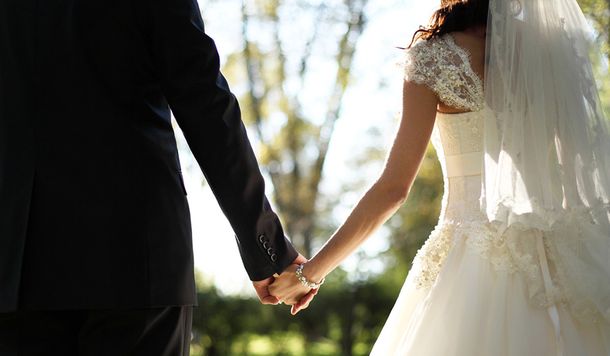 Casarse en cuarentena, una misión imposible para 5.500 parejas que no pudieron dar el sí
