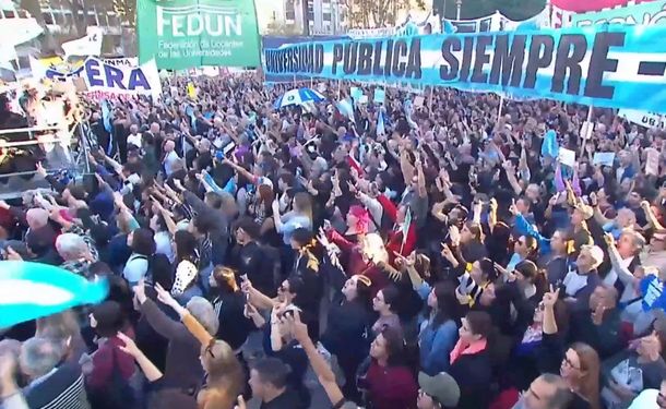 Así sonó el Himno Nacional en la cuarta Marcha Federal Universitaria