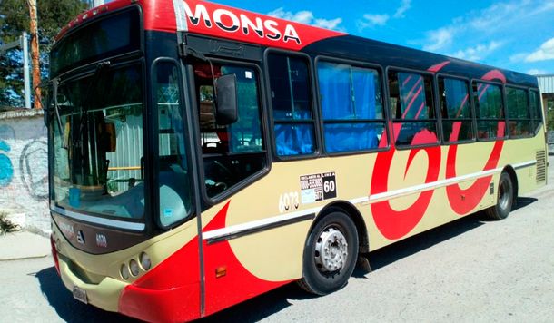 Paro total en la línea 60 por el despido de dos trabajadores