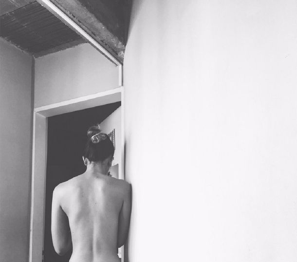 La actriz se desnudó en Twitter