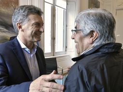 Macri junto con Moyano, en tiempos felices.