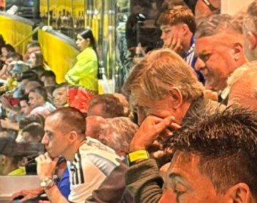Nahuel Gallo fue a ver a la Selección Argentina junto a Chiqui Tapia. Foto: Doble Amarilla.&nbsp;