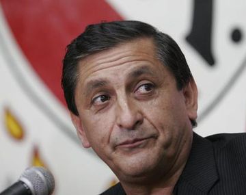 Arde Independiente: ¿Ramón Díaz robó dos computadoras?