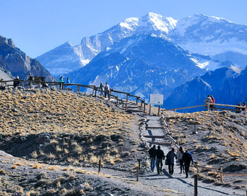 Vacaciones en Mendoza: el pueblo natural en la cordillera que es perfecto para conocer durante el invierno