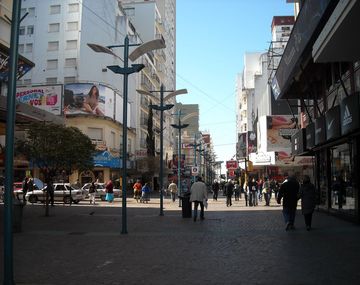 Intiman a comercios de la Costa por no exhibir precios ni aceptar tarjetas