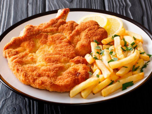 Le cocinó milanesas a un ex novio cheto y el comentario de él se volvió viral