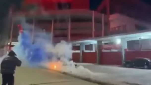 Hinchas de Racing se burlaron de Independiente tras su eliminación del Apertura