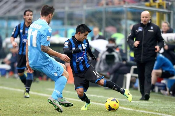 Con goles argentinos, Atalanta amargó al Nápoli de Higuaín