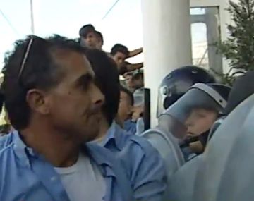 Protesta de colectiveros por la muerte de Leandro Alcaraz