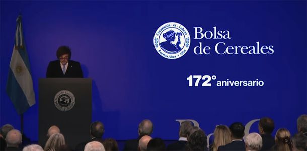 Javier Milei en la Bolsa de Cereales. Javier Milei en la Bolsa de Cereales.