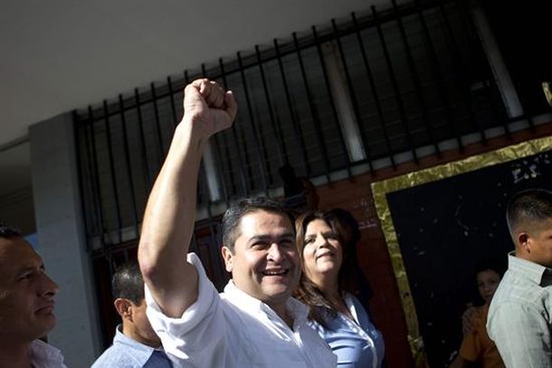 El oficialista Hernández se impuso en las elecciones de Honduras
