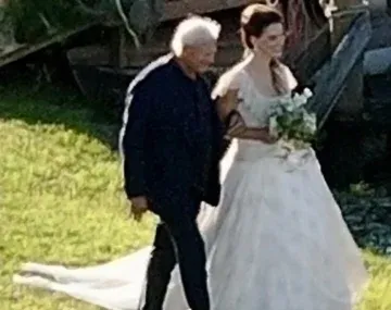 Lana Del Rey se casó con un guía turístico de caimanes al borde de un pantano