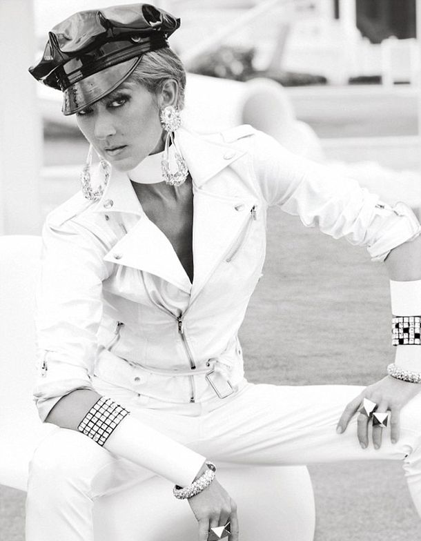 Celine Dion posó muy sexy para la revista V Magazine