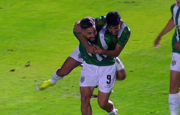 Increíble: en el final, Milton Giménez marcó un doblete y le dio la victoria a Banfield sobre Newells