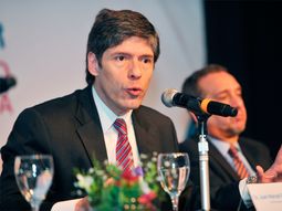 el vice esta a cargo, pero las decisiones las toma cristina el vice esta a cargo, pero las decisiones las toma cristina