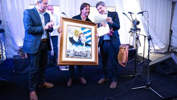 El presidente uruguayo Luis Lacalle Pou fue invitado al evento tradicional del Grupo Sancor Seguros, en Argentina. El presidente uruguayo Luis Lacalle Pou fue invitado al evento tradicional del Grupo Sancor Seguros, en Argentina.