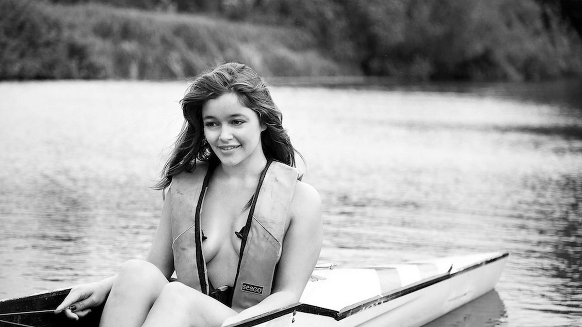 Se desnudaron para un calendario solidario y Facebook las bloqueó