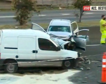 Caos en el Acceso Oeste por un choque múltiple que dejó dos muertos a la altura de Haedo