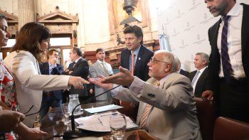 LLA obtuvo dictamen y se encamina a respaldar el DNU del acuerdo con el FMI