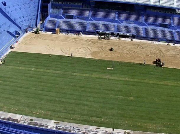 El producto: se reprogramó Vélez-Gimnasia por el estado del campo de juego del Amalfitani