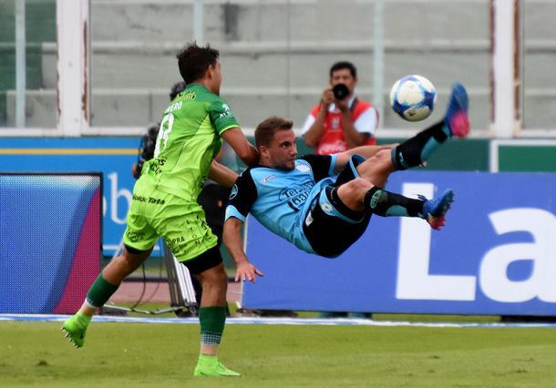 Belgrano cayó ante Defensa y sigue en caída libre