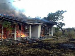 El crimen de un nene negro desató una ola de incidentes en Sudáfrica El crimen de un nene negro desató una ola de incidentes en Sudáfrica