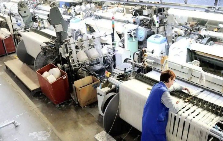 La economía cerró el 2025 con un crecimiento del 4,4% impulsada por el agro, pero la industria cayó La economía cerró el 2025 con un crecimiento del 4,4% impulsada por el agro, pero la industria cayó