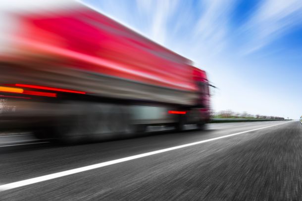 Los transportistas uruguayos advirtieron que no pueden seguir absorbiendo los costos de las pérdidas que generan los paros en el puerto de Montevideo.