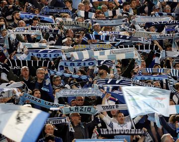 La polémica advertencia de los barras de la Lazio contra las mujeres