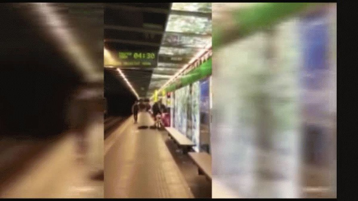 VIDEO: Filman a una pareja teniendo sexo en el subte de Barcelona