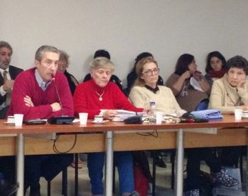 Las mujeres se embarazan para cobrar planes