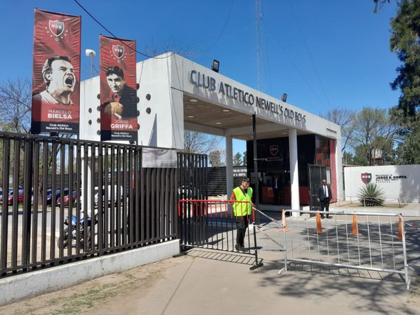 Grave amenaza al plantel de Newell’s: ataque con una molotov y un mensaje intimidante tras la derrota ante Banfield