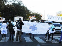 Protesta y corte en avenida 9 de Julio: enfermeros piden recategorización